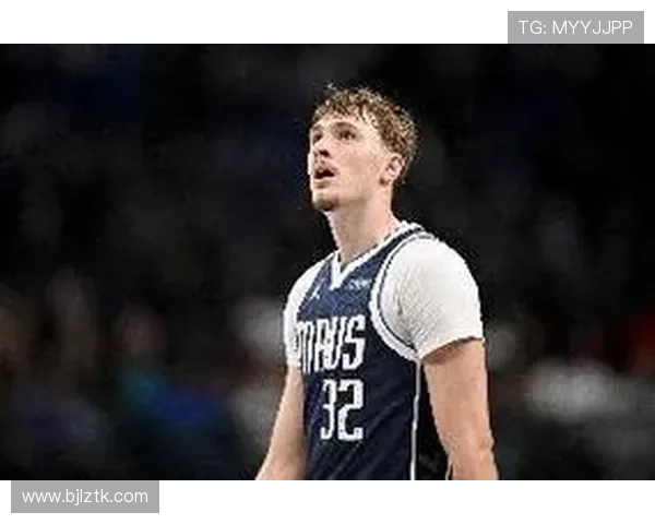 弗拉格感激加福德的支持与建议共同进步的篮球伙伴关系