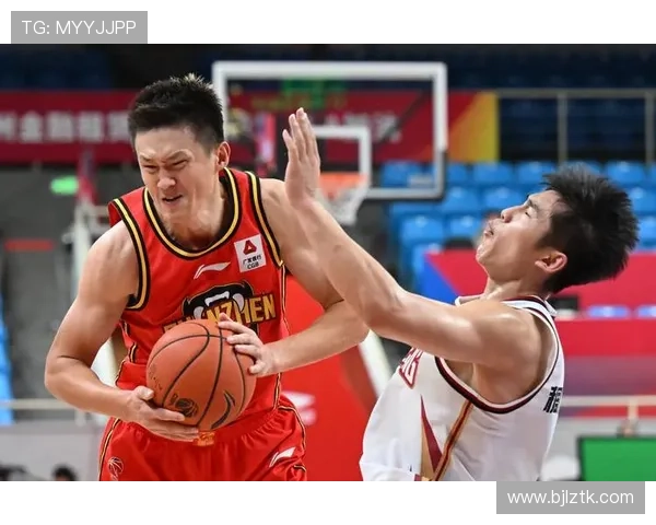 刘泽希表现出色14投6中斩获16分8篮板4助攻三分球命中率高达60